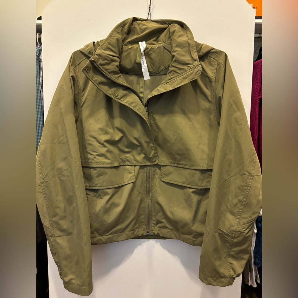 Lululemon Jacket - green - Size 8